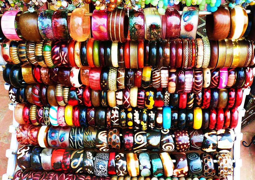 Bracelets puzzle online from photo