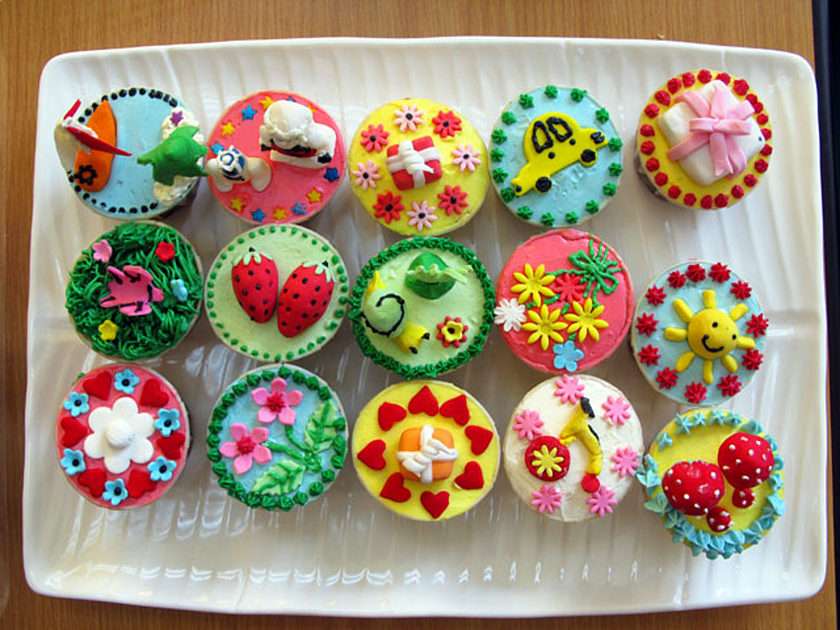 Cupcake puzzle online from photo