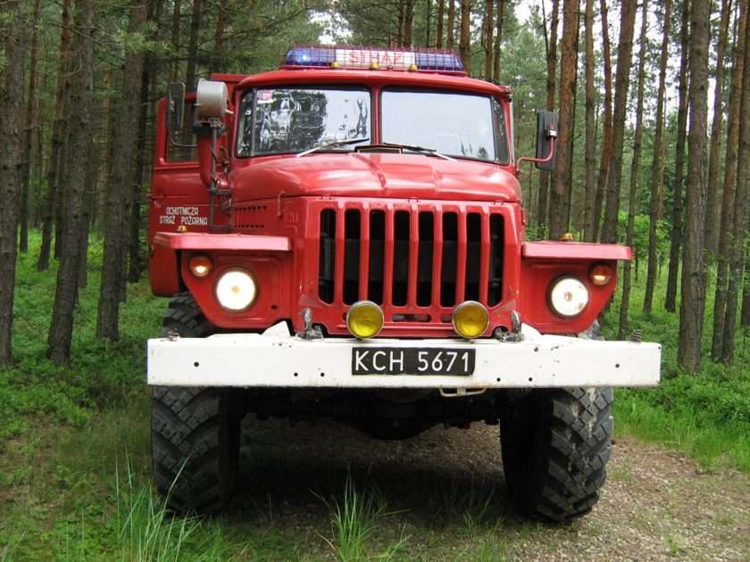 Ural Vrijwillige brandweer Laski puzzel online van foto