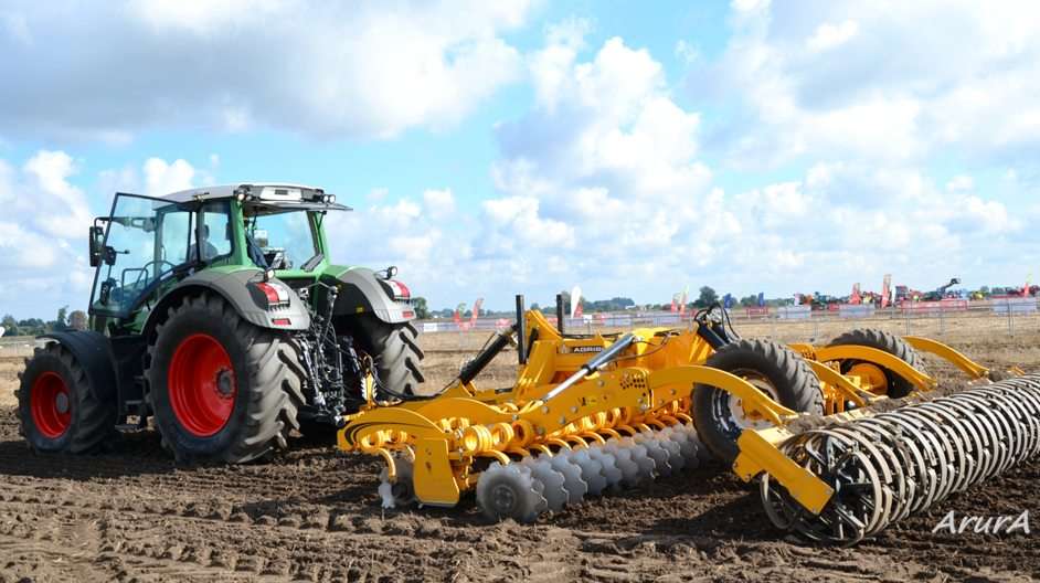 Fendt puzzle online from photo