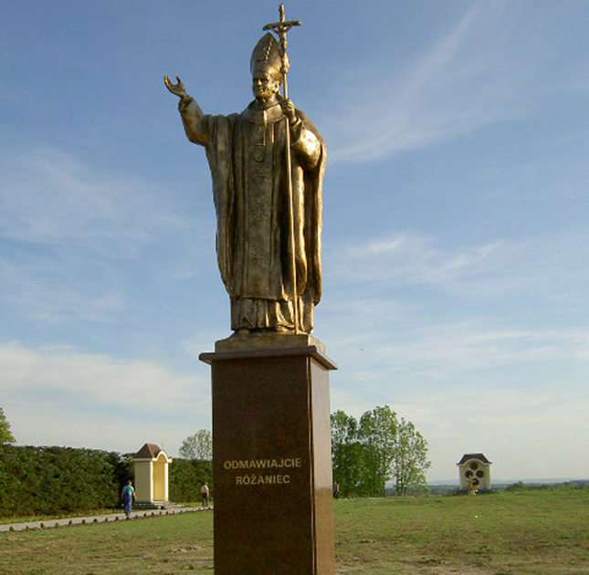 Gemeinde und Kirche in Lisia Góra Online-Puzzle vom Foto
