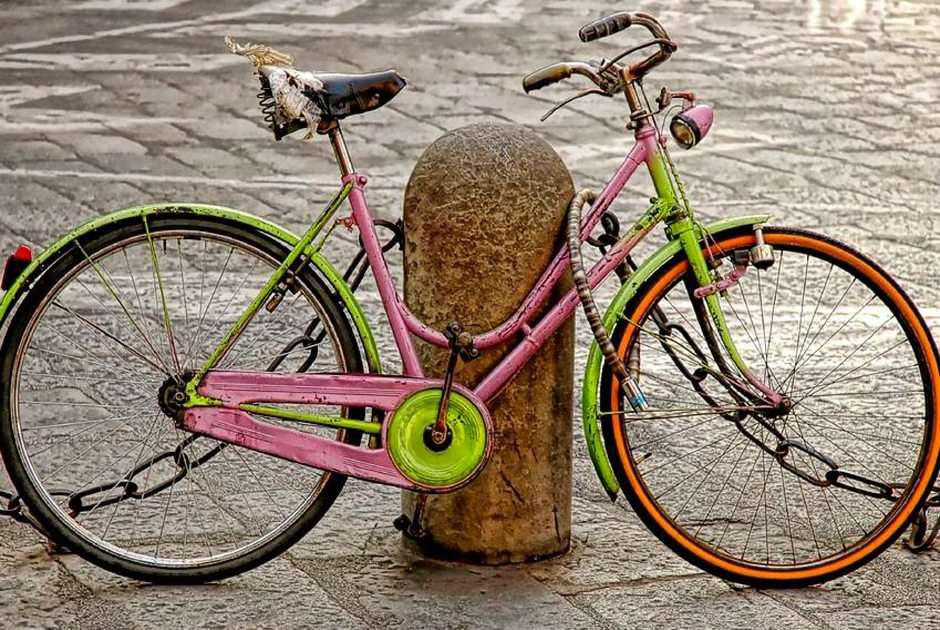 Bicicleta quebra-cabeça da foto