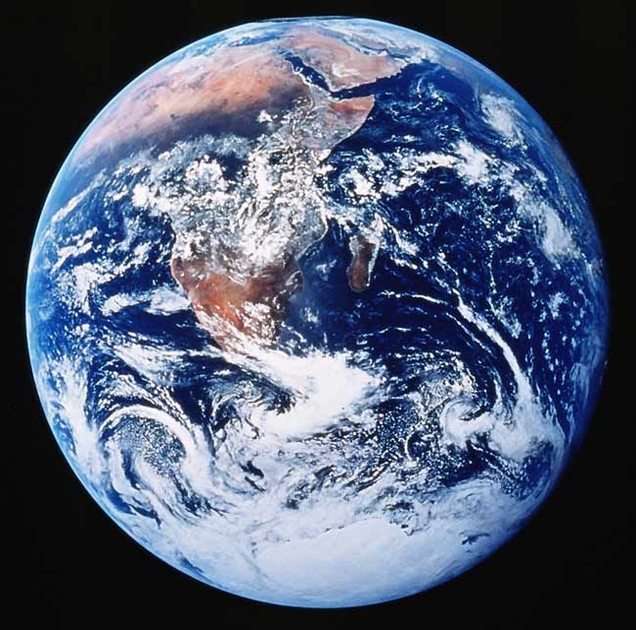 Föld az űrből puzzle online fotóról