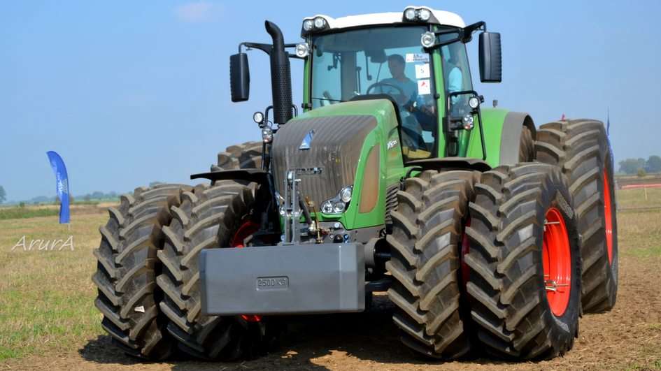 Fendt from Bednar puzzle online from photo