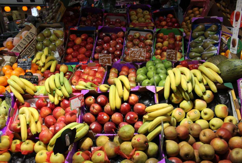 Frutas en París puzzle online a partir de foto