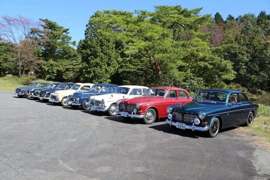 Klasické Volvo v Japonsku puzzle online z fotografie