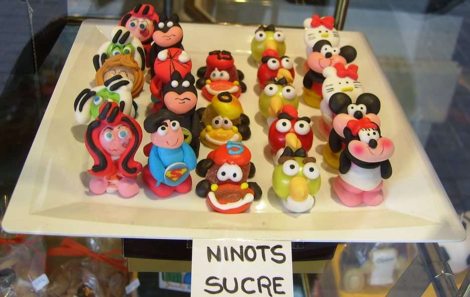 sugar figurines puzzle from photo