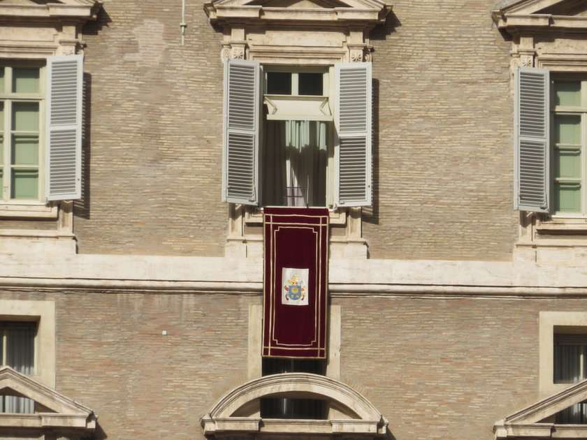 Papežské okno online puzzle