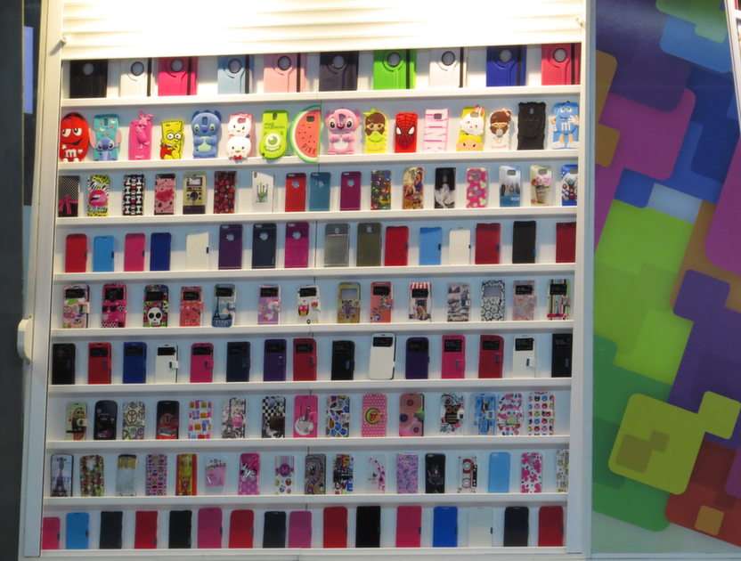 Phone cases puzzle online from photo