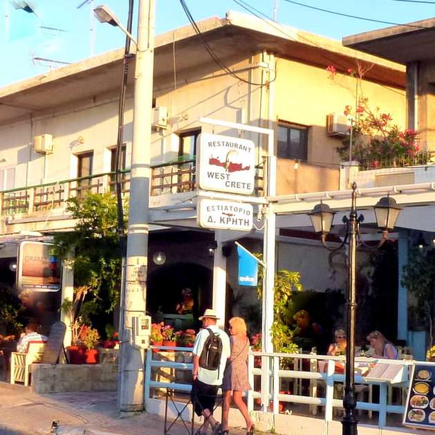 Restaurante grego puzzle online a partir de fotografia