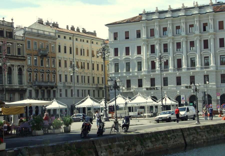 Trieste (Italien) Pussel online