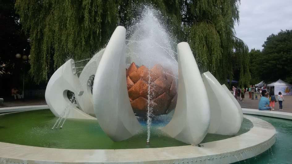 The fountain in Kołobrzeg online puzzle