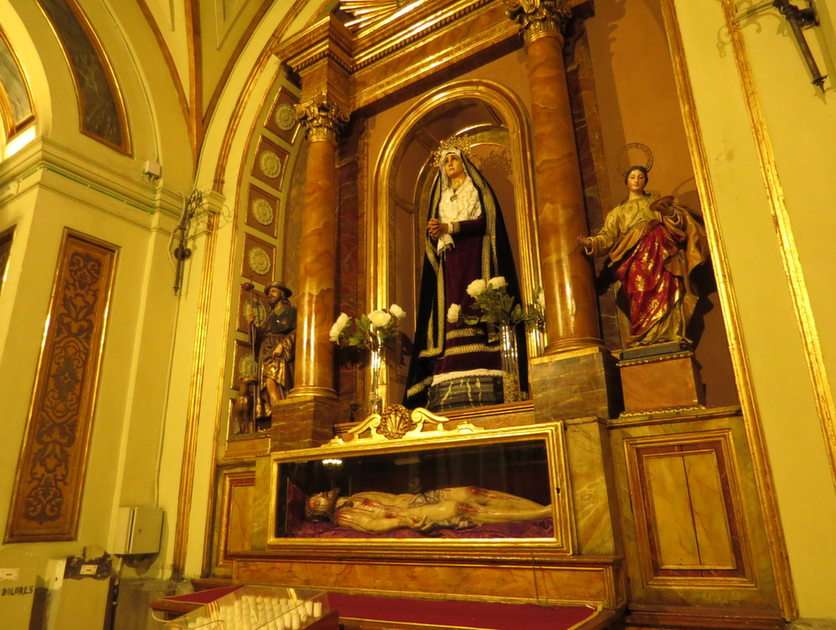 Altaren in de kerk van San Jose online puzzel