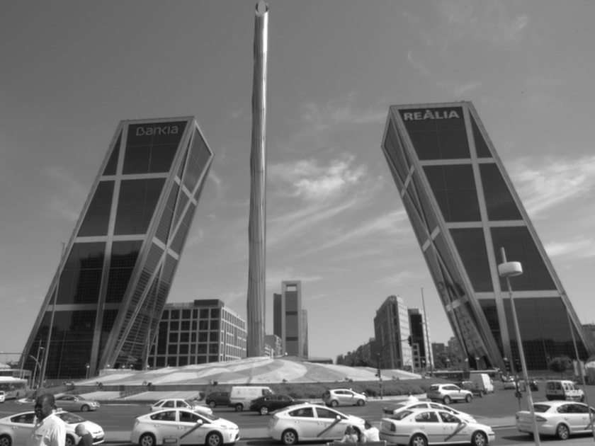 Puerta de Europa I and II puzzle online from photo