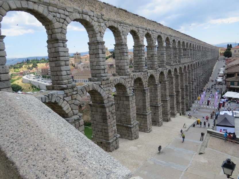 Segovia aqueduct online puzzle