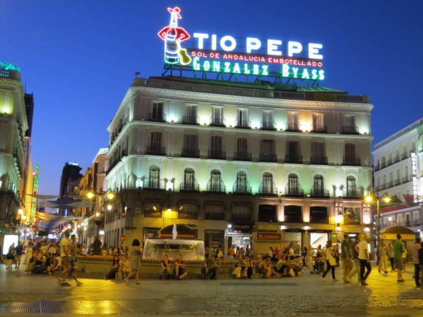 Puerta del Sol puzzle online from photo