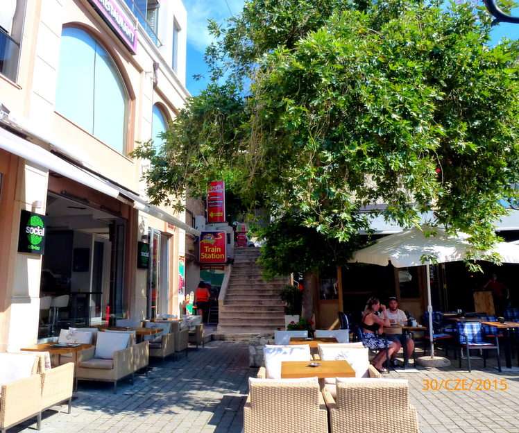 O cafenea în Platanias puzzle online