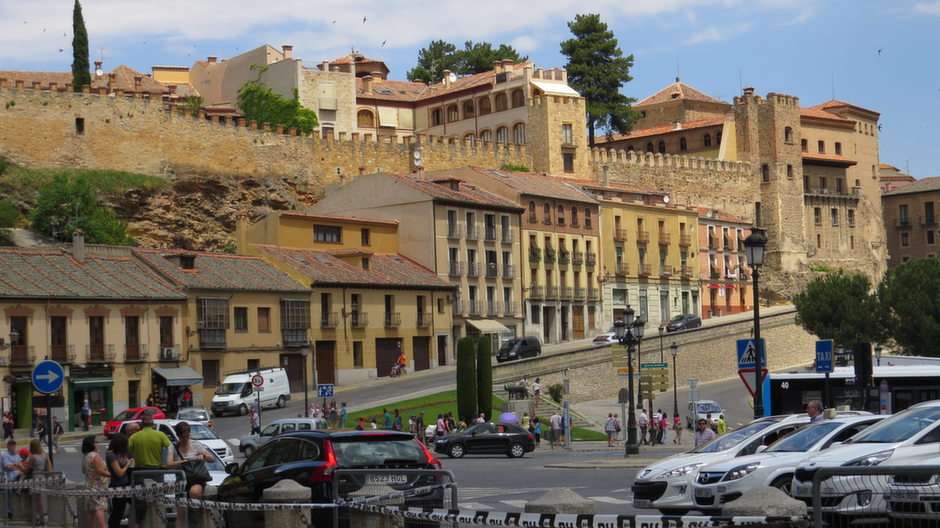Segovia puzzle online