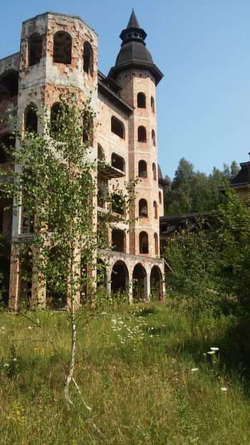 "slott" i Łapalice / Kartuzy pussel online från foto