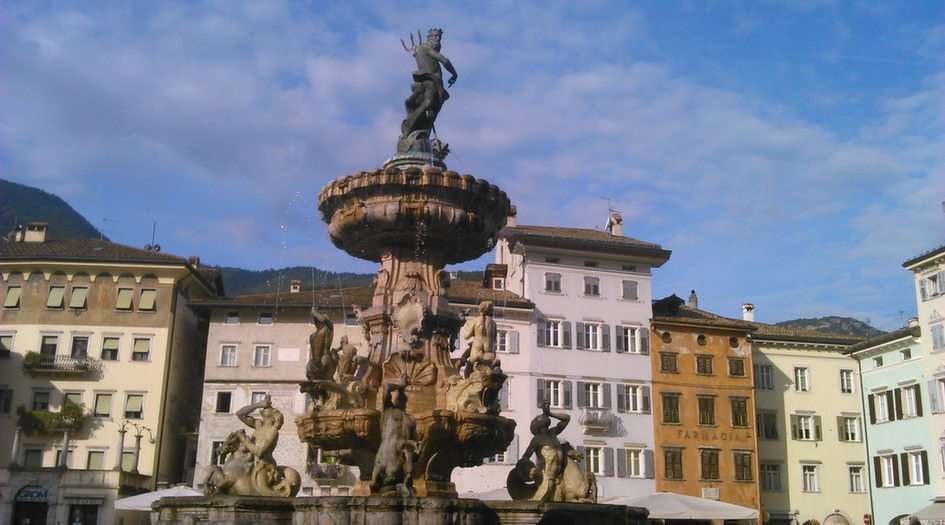 fountain puzzle online from photo