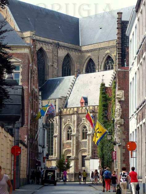 Miasszonyunk templom Brugesben puzzle online fotóról