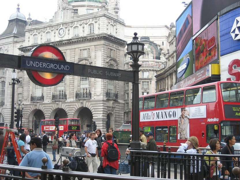 London puzzle online from photo