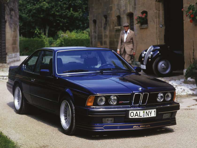 BMW E24 pussel online från foto