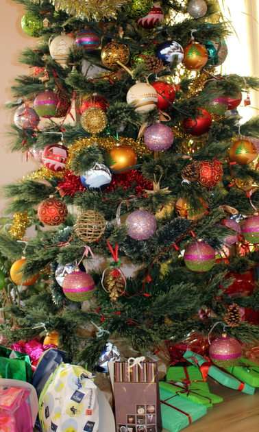 árbol de Navidad puzzle online a partir de foto