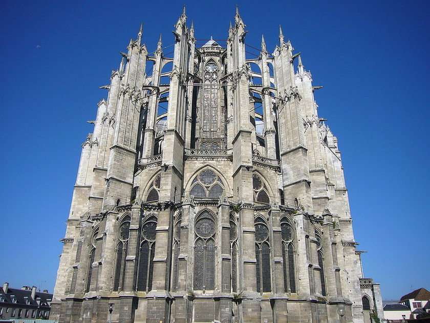 Arquitetura gótica puzzle online a partir de fotografia