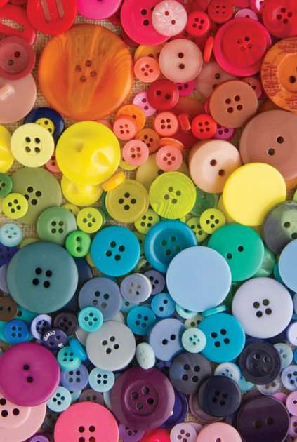 színes gombok online puzzle