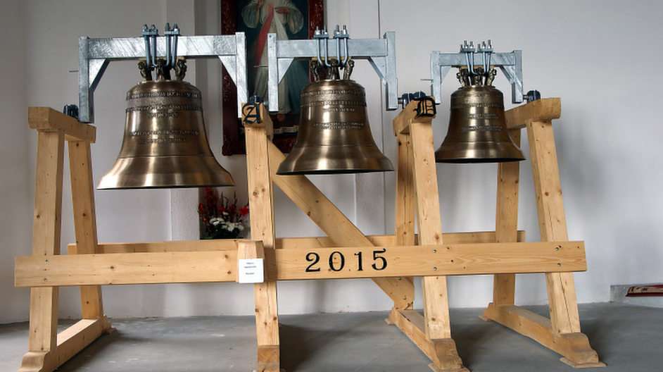 Bells in Chłapowo online puzzle