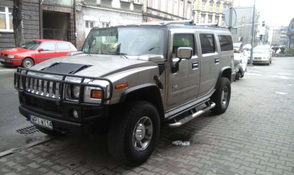 HUMMER puzzle online from photo