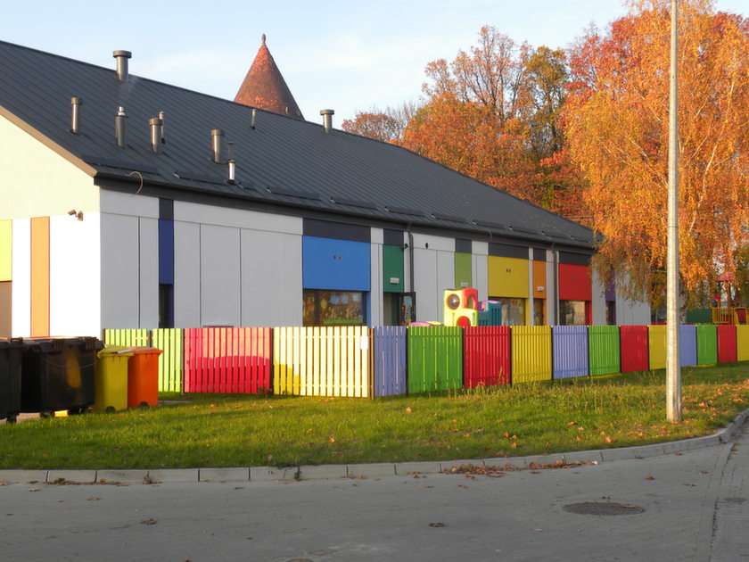 Kindergarten. Online-Puzzle vom Foto