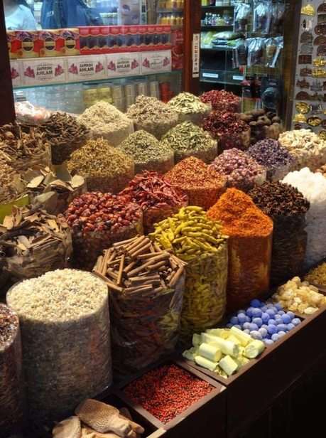 épices à Dubaï puzzle en ligne à partir d'une photo