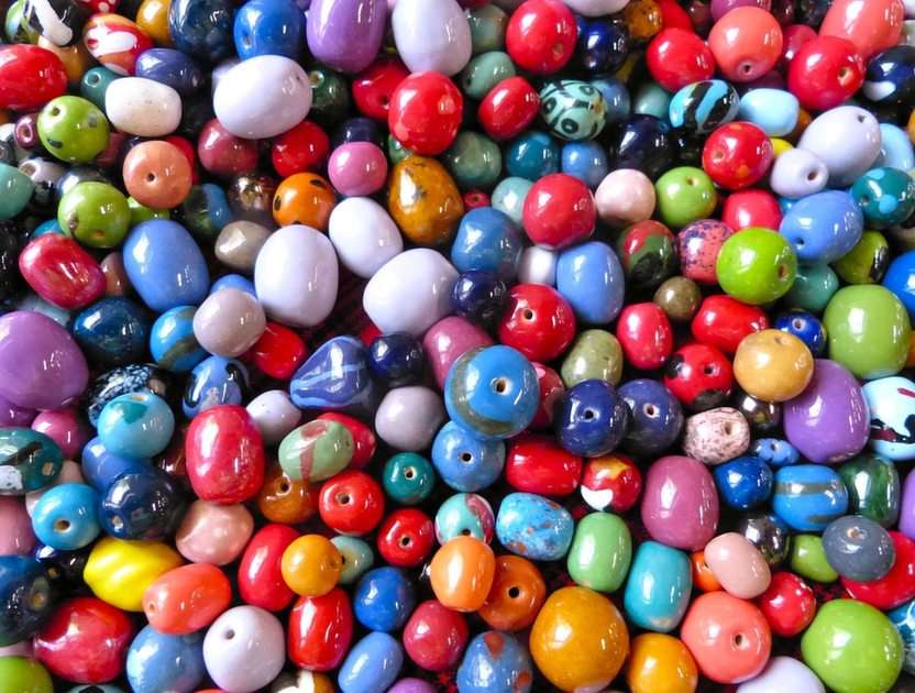 Färgglada pärlor Pussel online
