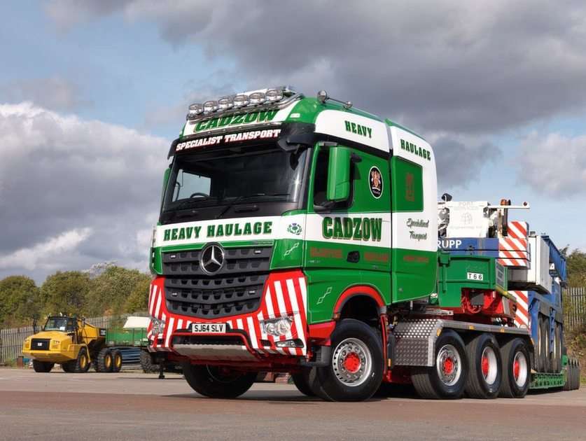 Actros puzzle online from photo