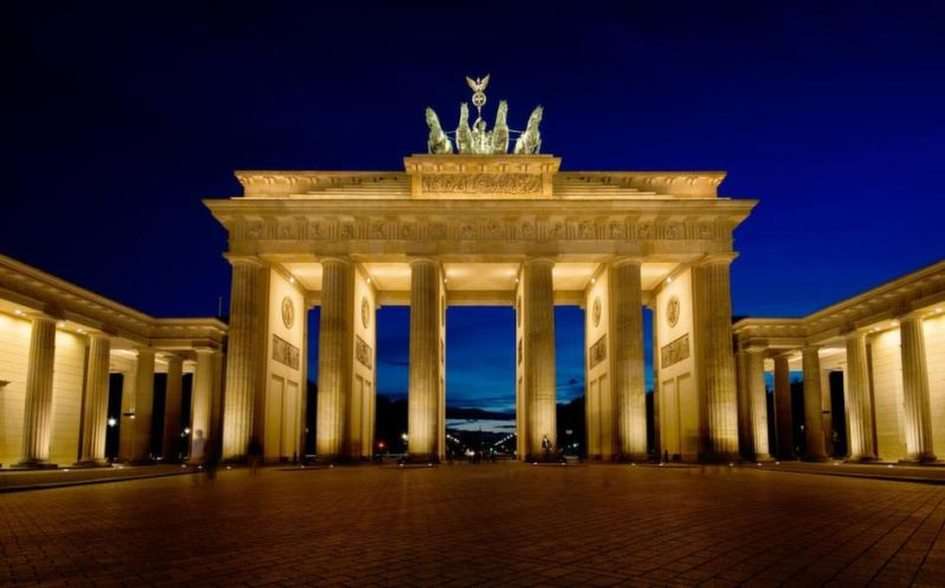 BERLIN GERMANY puzzle online from photo