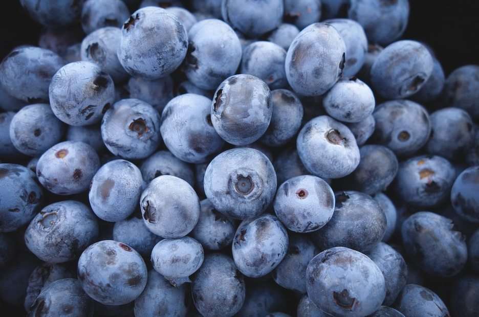 Blueberries puzzle online from photo