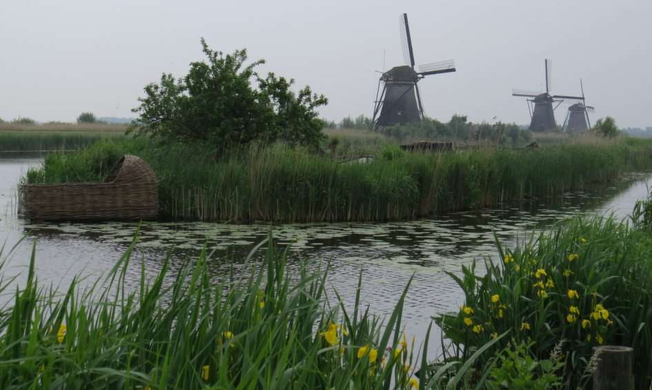 キンデルダイク-オランダ 写真からオンラインパズル