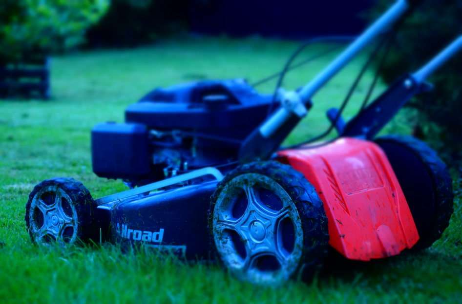 mowing season puzzle online from photo