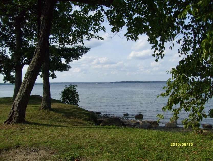 Lake Couchiching (Ontario Canada) puzzle online from photo