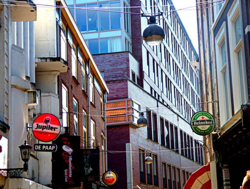 Haag, 06.2016 street pussel online från foto