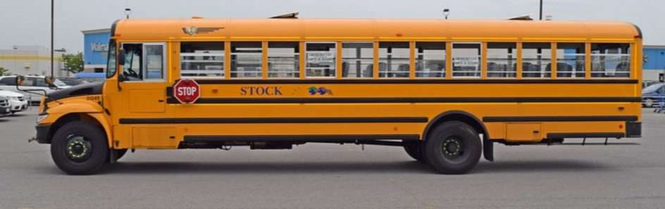 училищен автобус онлайн пъзел
