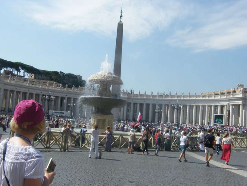 In St. Peter's Square puzzle online from photo