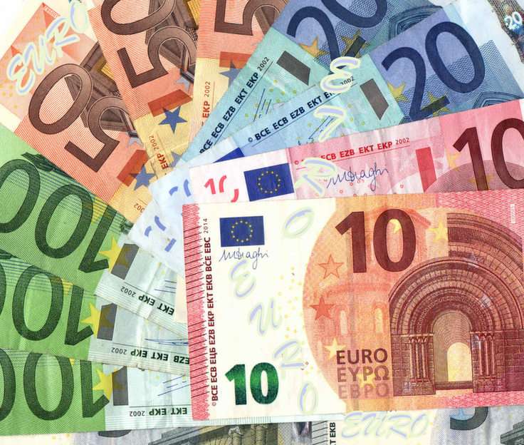 Ευρώ 2 παζλ online από φωτογραφία