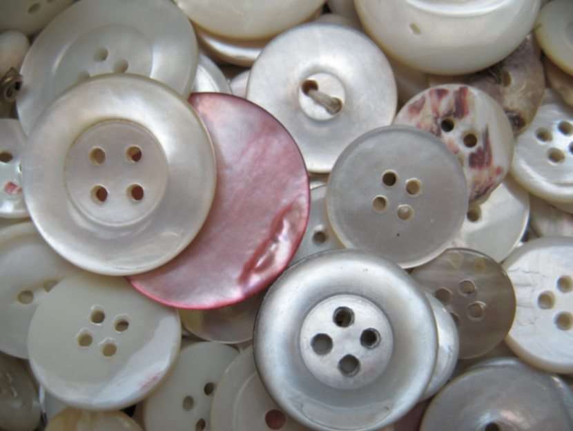buttons puzzle online from photo