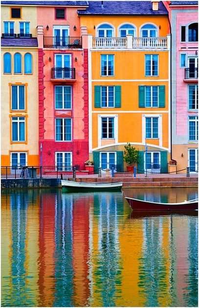 Houses on the water puzzle online from photo