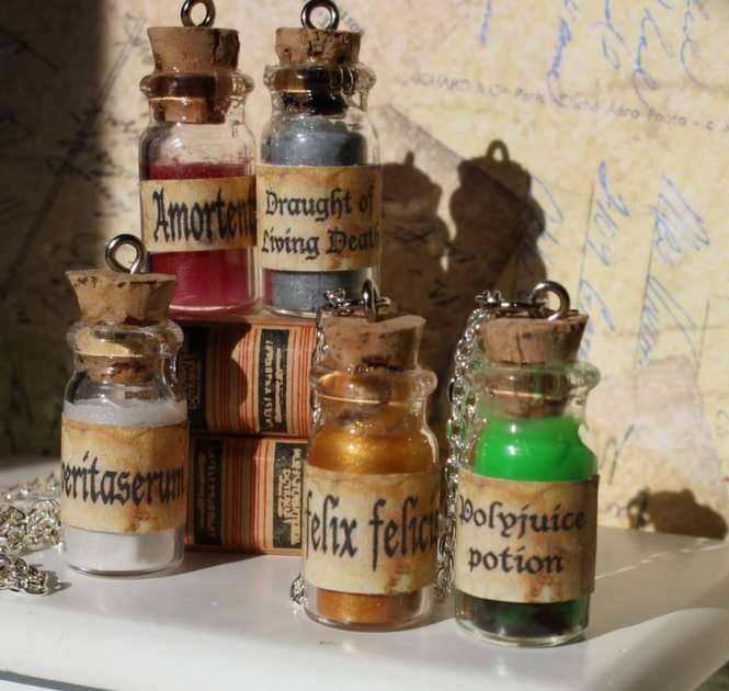 Potions puzzle online from photo