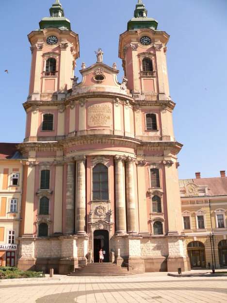 Cathedral of Eger puzzle online from photo