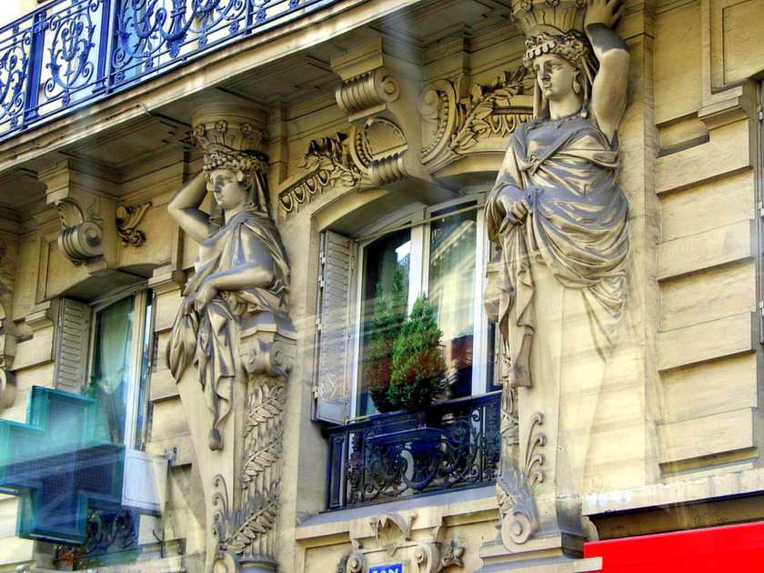 Byggnad fasad-Paris Pussel online